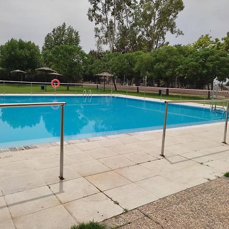 Apartamentos Turisticos Casa Morocho Alagon Del Rio 外观 照片